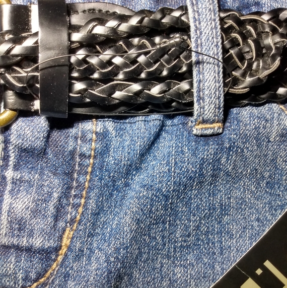 Apt 9 Distressed Denim Mini Skirt w Belt Size 6 - Picture 5 of 7